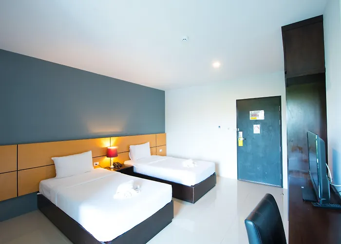 Lee Hotel